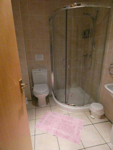 R Double Shower room